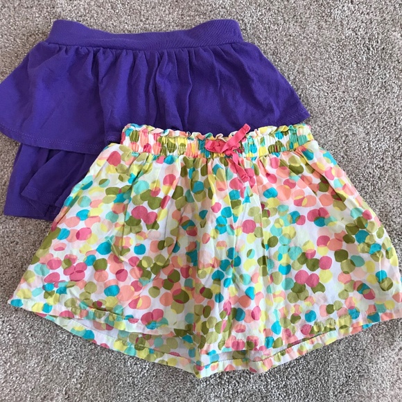 🍁5/10$!!! Set of 2 Cute Pull On Toddler Girl Skirts - Picture 1 of 6